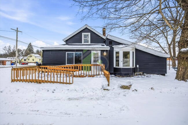 114 East St in Coopersville, MI - Building Photo - Building Photo