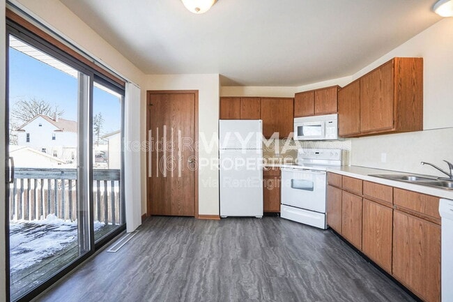 property at 2914 Earle Ave SW