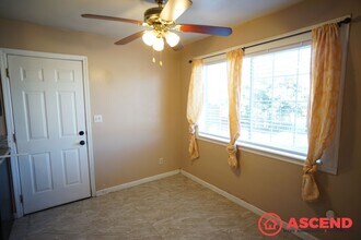 449 California Ave in Mc Farland, CA - Building Photo - Building Photo