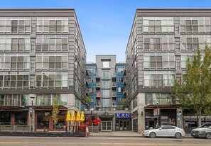 1414 12th Ave in Seattle, WA - Building Photo