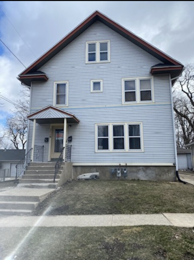 1119 N Winnebago St in Rockford, IL - Building Photo - Building Photo