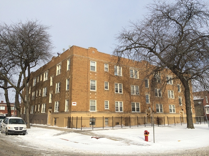 4658-4662 W Maypole Ave in Chicago, IL - Building Photo