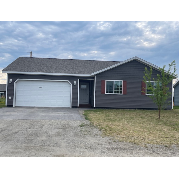 1973 Sunlit Fields Ct in North Pole, AK - Building Photo