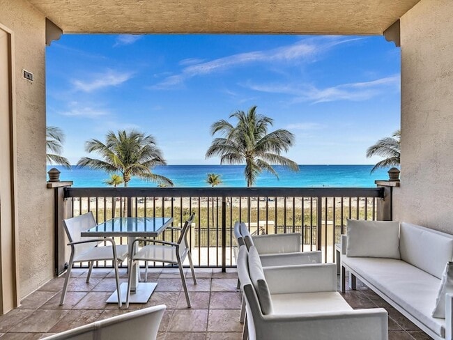 property at 4444 El Mar Dr
