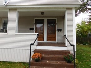 67-69-69 Angeline St in West Springfield, MA - Building Photo - Building Photo