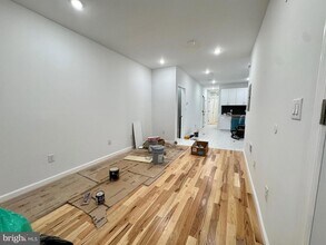 781 S 3rd St in Philadelphia, PA - Foto de edificio - Building Photo