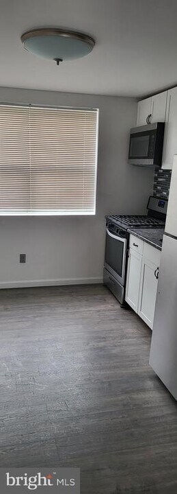 5027 Rising Sun Ave in Philadelphia, PA - Building Photo