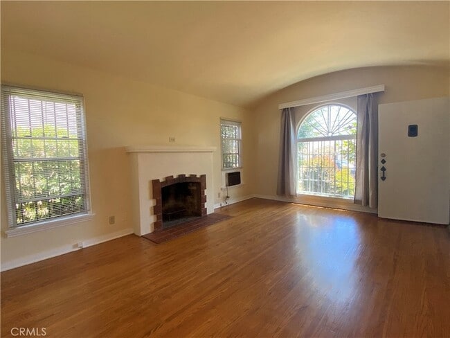 1801 W Commonwealth Ave in Alhambra, CA - Building Photo - Building Photo
