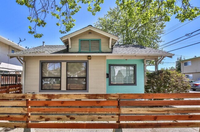 property at 2415 26th St