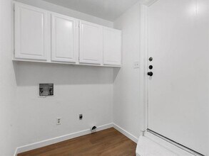 1117 S Rusk St in Weatherford, TX - Foto de edificio - Building Photo