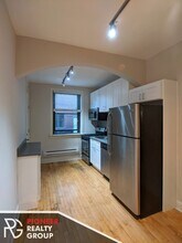 2329 N Rockwell St, Unit 1a in Chicago, IL - Building Photo - Building Photo