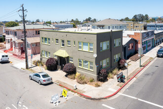 646 42nd in Oakland, CA - Building Photo - Building Photo