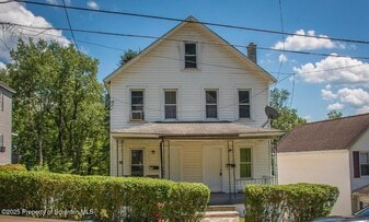 144 Jefferson St in Simpson, PA - Building Photo