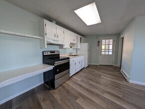 114 High St in Somersworth, NH - Building Photo - Building Photo