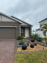 3093 Slough Creek Dr in Kissimmee, FL - Foto de edificio - Building Photo