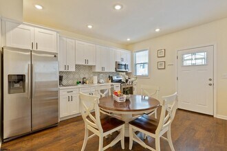 4 N Oakland Ave in Ventnor City, NJ - Building Photo - Building Photo