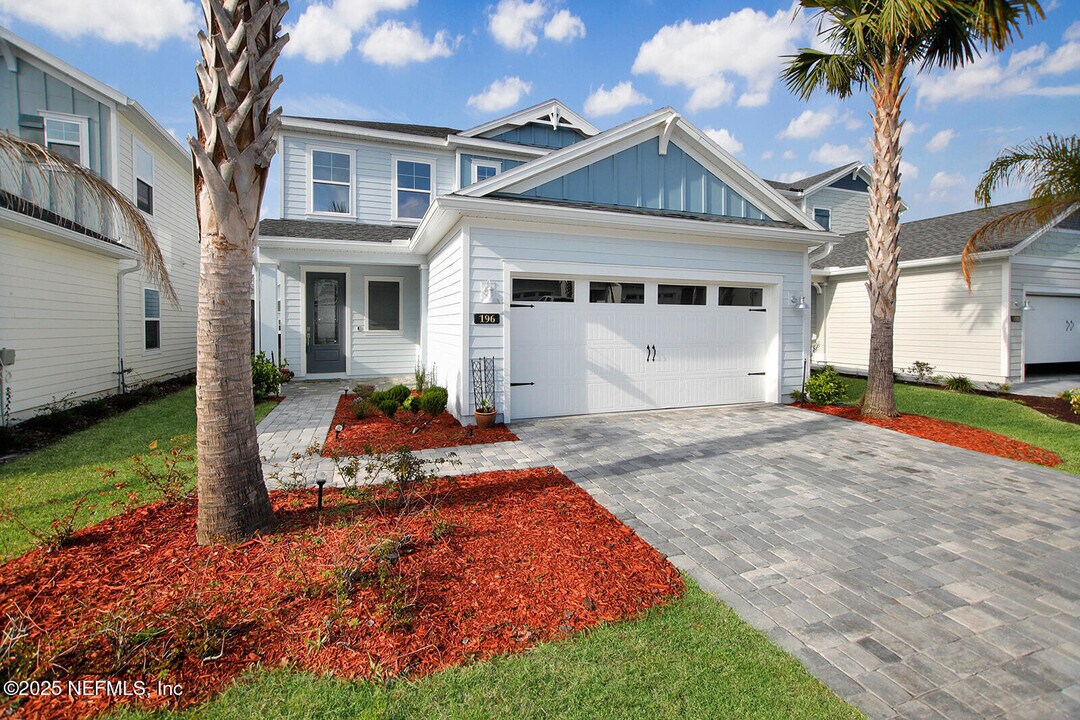 196 Killarney Ave in Saint Johns, FL - Building Photo