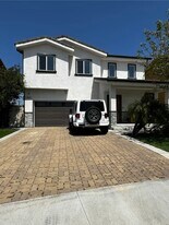 13591 Brownell St in San Fernando, CA - Building Photo
