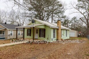 110 Goodwin St in Columbiana, AL - Building Photo