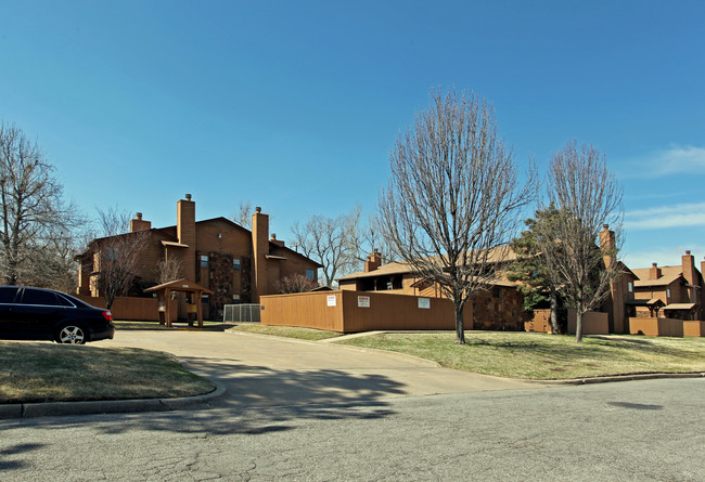 3402 S Winston Ave in Tulsa, OK - Building Photo - Building Photo