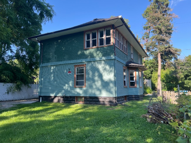 508 4th St in Jackson, MI - Building Photo - Building Photo