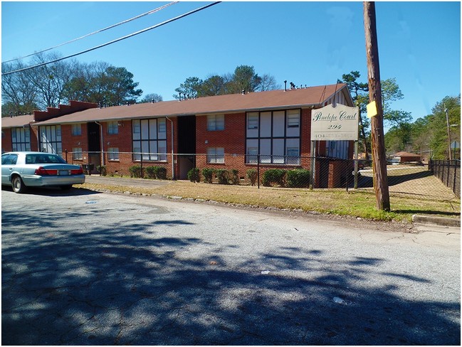 Penelope Court in Atlanta, GA - Foto de edificio - Building Photo