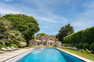 145 Breese Ln in Southampton, NY - Building Photo - Building Photo