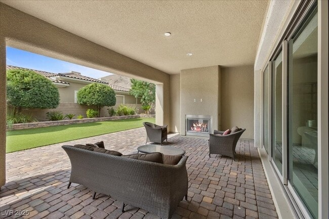 11 Carolina Cherry Dr