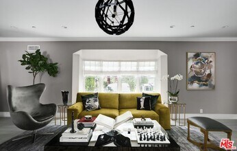 1214 Coldwater Canyon Dr in Beverly Hills, CA - Building Photo - Building Photo