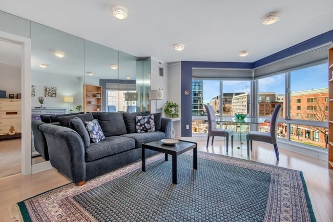 83 Cambridge Pkwy in Cambridge, MA - Building Photo - Building Photo