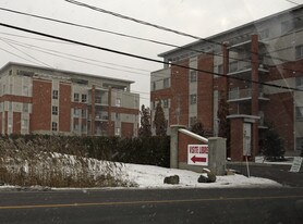 991 Champagne in Laval, QC - Building Photo
