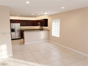 10731 NW 16th Ct in Plantation, FL - Building Photo - Building Photo