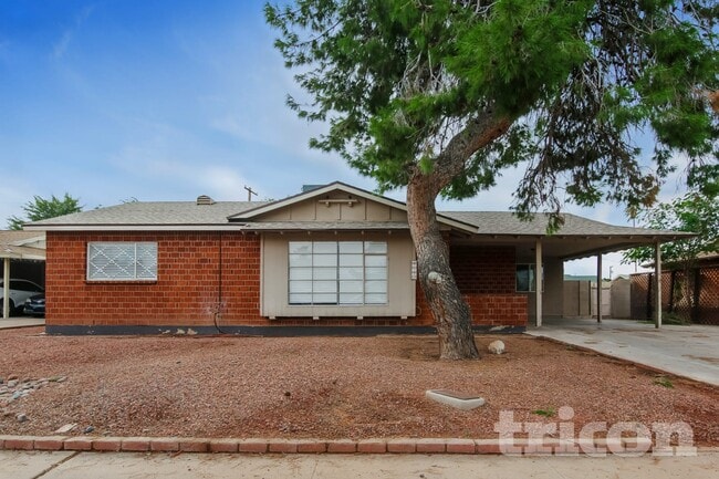 property at 4147 W Stella Ln