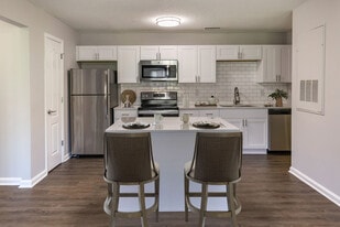 The Churchill in Durham, NC - Building Photo