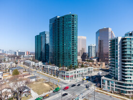 Meridian Residences in Toronto, ON - Building Photo
