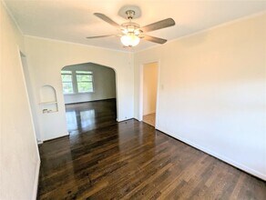 1406 Castle Ct in Houston, TX - Building Photo - Building Photo