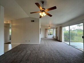 924 Torrey Pines Dr in Paso Robles, CA - Building Photo - Building Photo