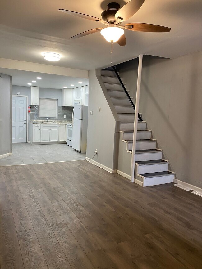 2002 S 65th St photo'