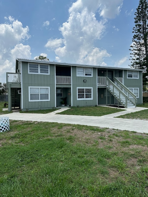 13826 S Indian River Dr in Jensen Beach, FL - Building Photo - Building Photo