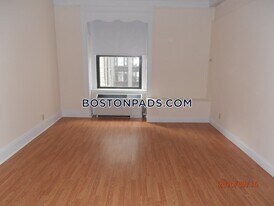 62 Boylston St in Boston, MA - Building Photo