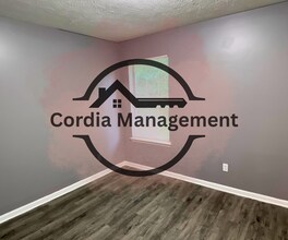 5541 Marbut Forest Way in Lithonia, GA - Building Photo - Building Photo