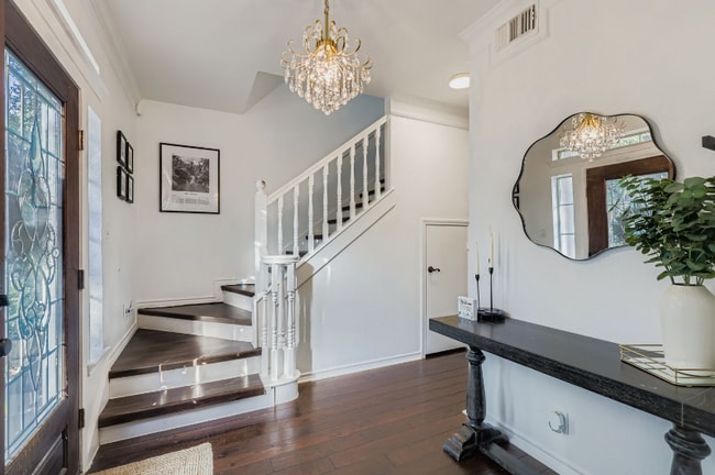 6314 Old Harbor Ln in Austin, TX - Foto de edificio - Building Photo