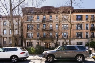 370-372 Union St in Brooklyn, NY - Building Photo
