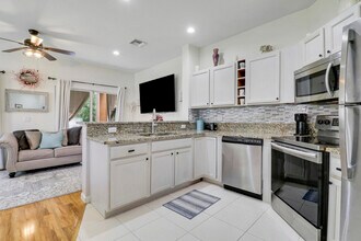 8301 Mulligan Cir in Port St. Lucie, FL - Building Photo - Building Photo