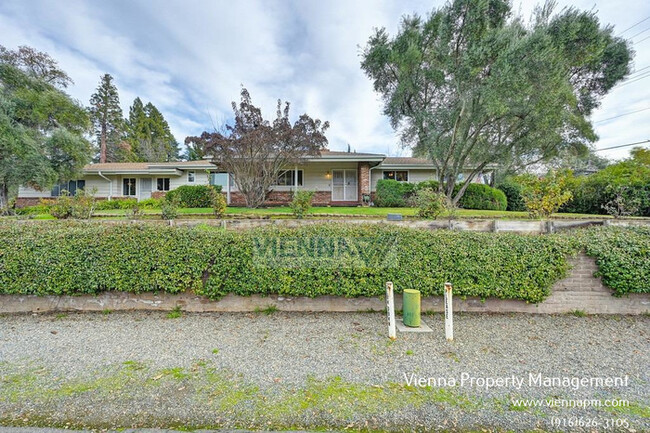4800 Timothy Way in Fair Oaks, CA - Building Photo - Building Photo