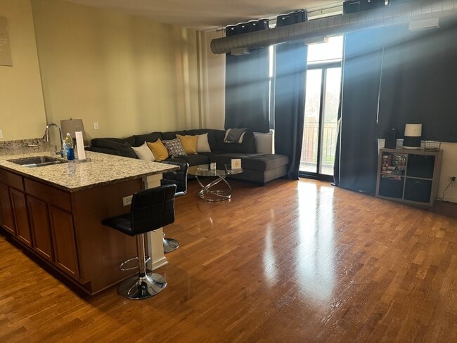 2323 W Pershing Rd in Chicago, IL - Building Photo - Building Photo