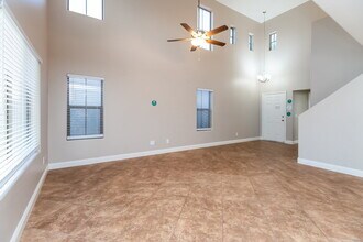 354 E Bradstock Way in San Tan Valley, AZ - Building Photo - Building Photo