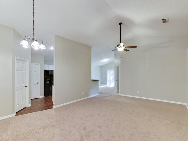 343 S Lancelot Ave in Orlando, FL - Building Photo - Building Photo