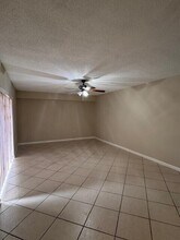 3310-3333 33rd Way in West Palm Beach, FL - Building Photo - Building Photo