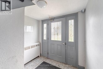 1031 Churchill Ave in Oakville, ON - Building Photo - Building Photo